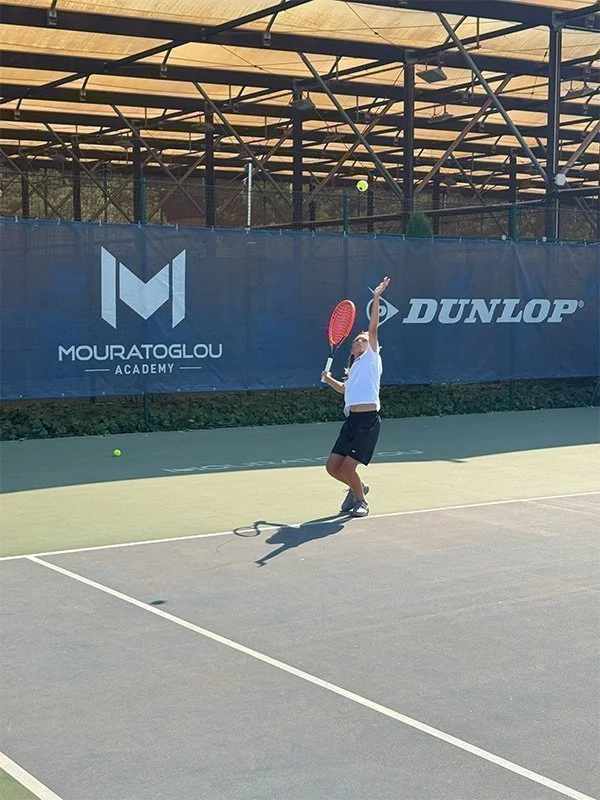 Mouratoglou Tennis Academy Aufschlag