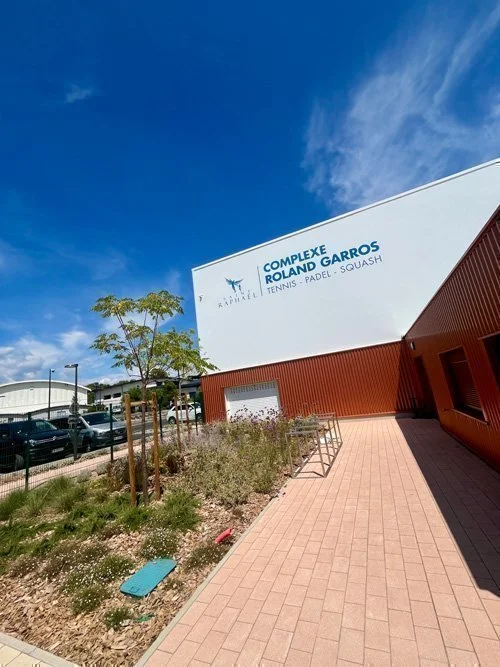 Saint-Raphaël Tennisanlage mit Tradition und Zukunft