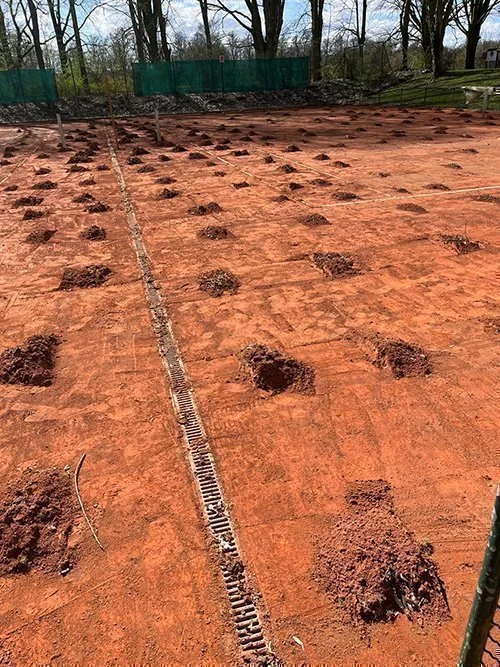 Sandplatz Vorbereitung
